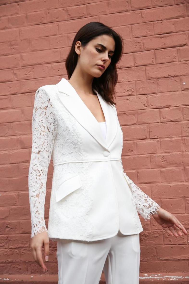 Veste ajustée en dentelle