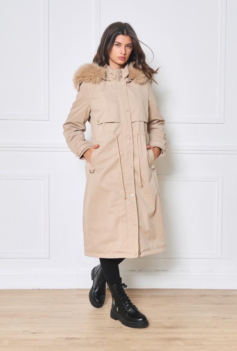 Parka longue avec fourrure