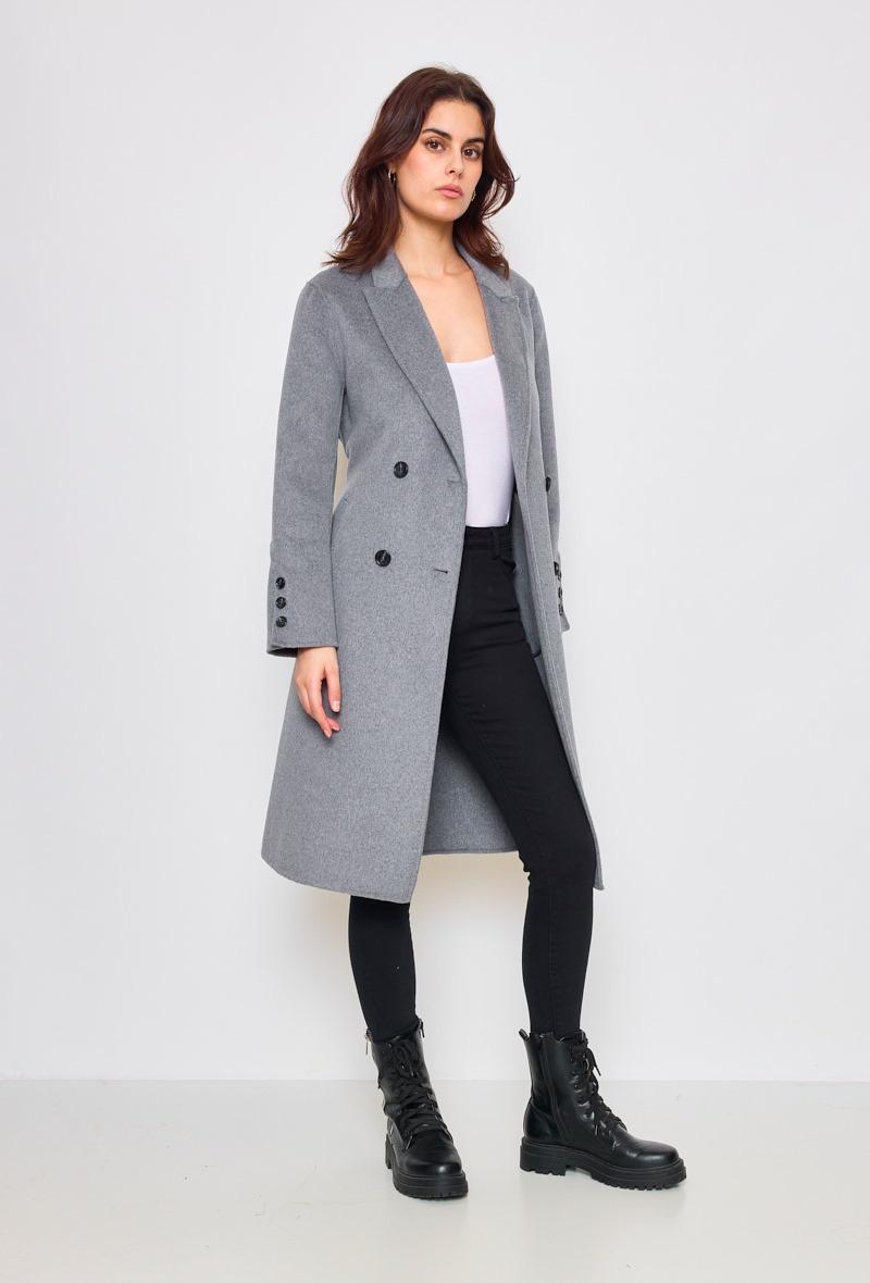 Manteau en laine avec ceinture