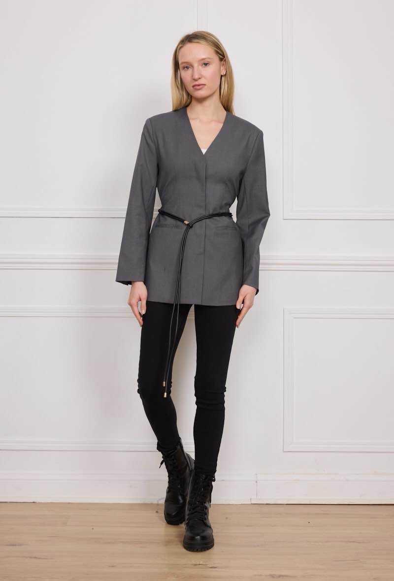 Veste avec ceinture en cuir