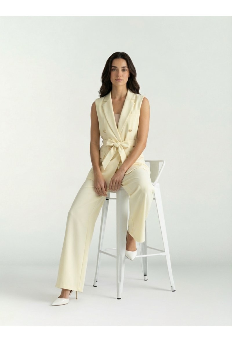 Gilet sans manches avec boutons dorés - Jaune pastel